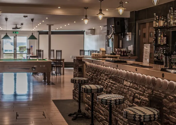 The Lion And The Lamb Inn