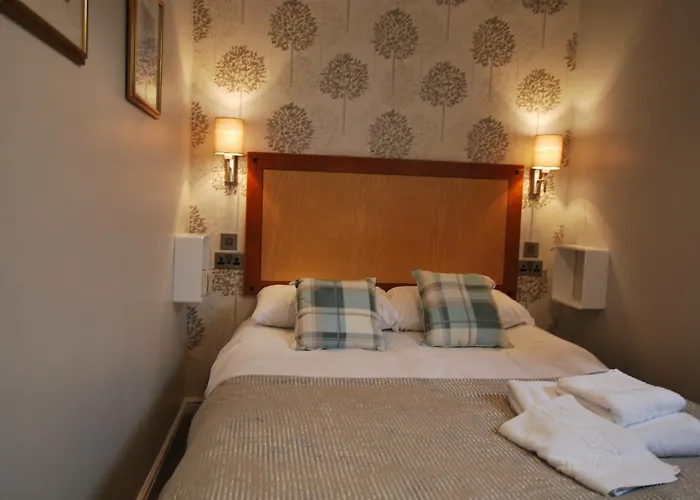 The Lion And The Lamb Seascale